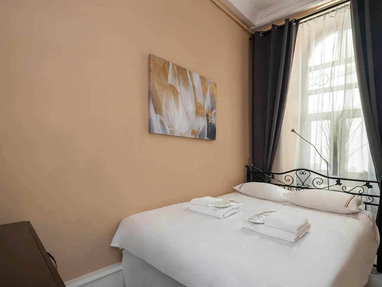 Apartment High Ceiling Authentic Historic Ottoman Home! #49 Istanbul